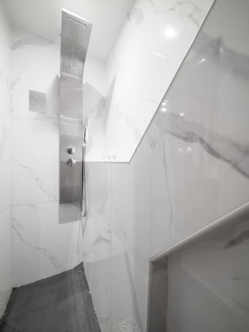 Appartement Tout Equipe Au Coeur Du Panier Vieux Port มาร์กเซย ภายนอก รูปภาพ