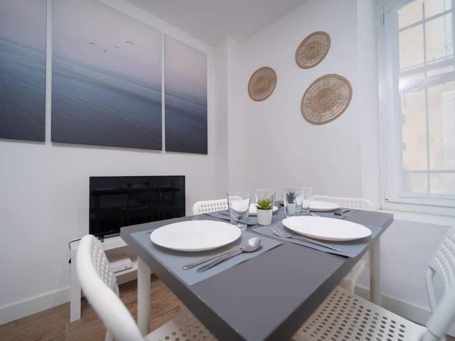 Appartement Tout Equipe Au Coeur Du Panier Vieux Port มาร์กเซย ภายนอก รูปภาพ